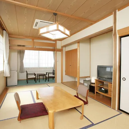Рёкан Nunohiki Onsen 3*