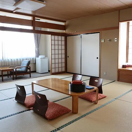 Nunohiki Onsen 3*