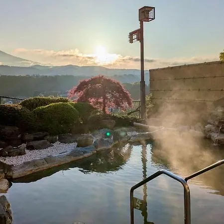 Nunohiki Onsen 3*