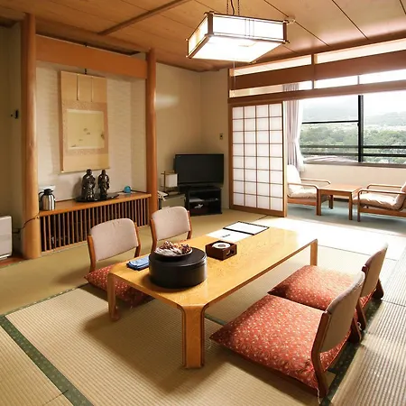 Nunohiki Onsen 3*
